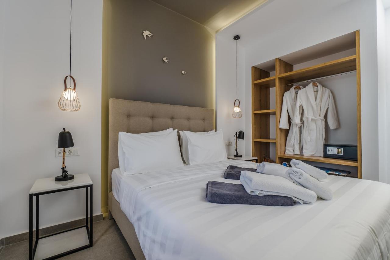 Symphony Suites Santorini Pýrgos Exterior foto