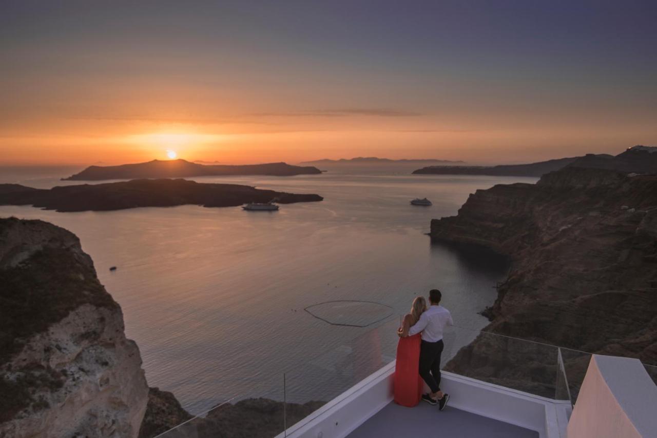 Symphony Suites Santorini Pýrgos Exterior foto